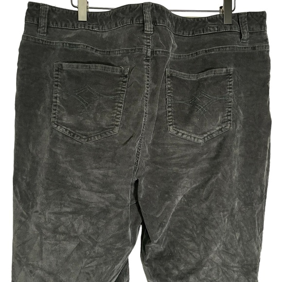 Sonoma Woman Black Corduroy Bootcut Pants Women's Size 16W - Picture 7 of 13